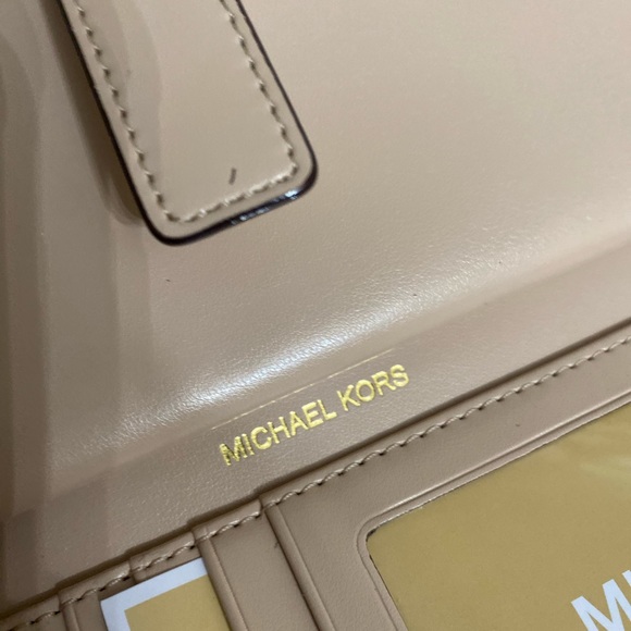 MK Double Zipper Wallet - Picture 9 of 10